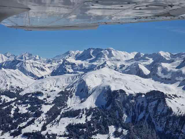 Un vol au cœur des Préalpes  ✈️🏔️