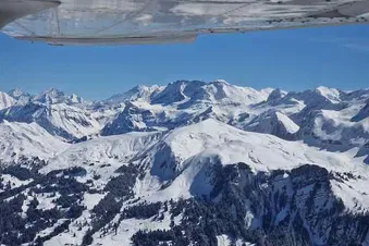 Un vol au cœur des Préalpes  ✈️🏔️