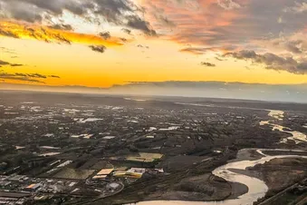 Gorges de l'Ardèche, déjeuner sur l'aérodrome d'Aubenas