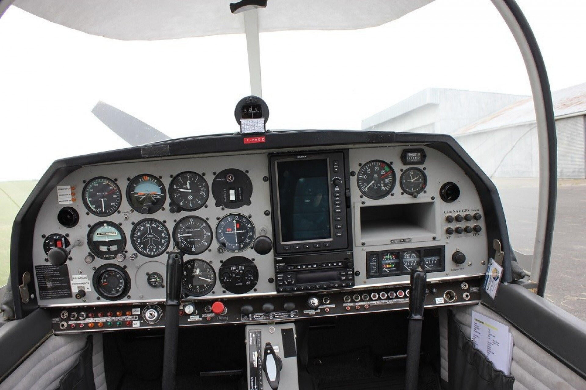 Robin DR400 - 180HP