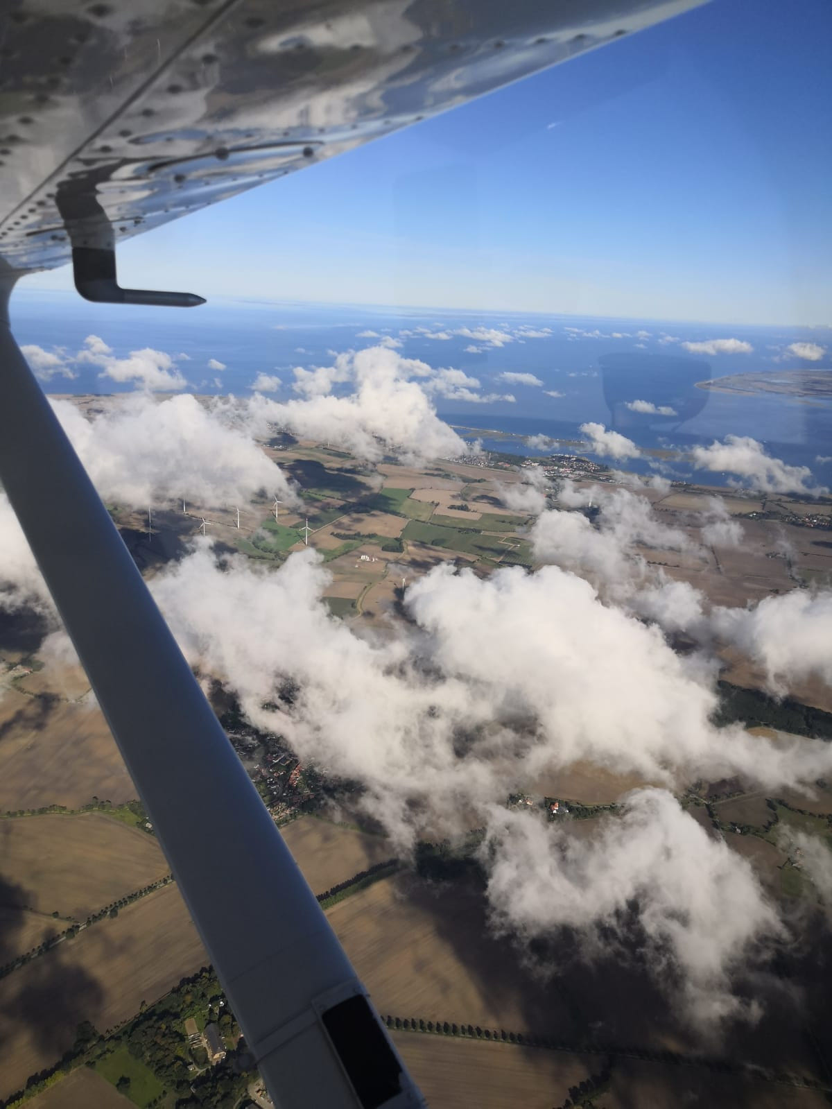 Rundflug nach Hamburg, ab 2 Personen.