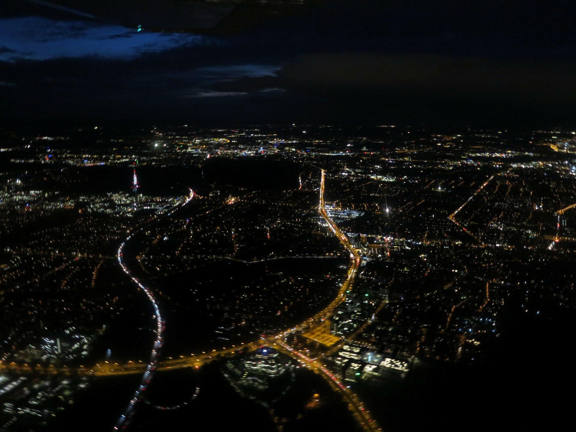 Nachtflug über Hannover