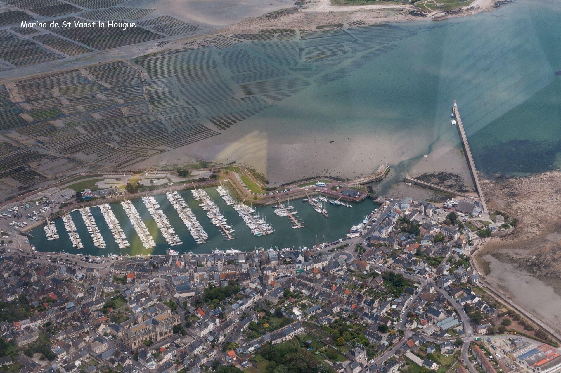 Survol des plages du Débarquement UTAH, OMAHA, GOLD et JUNO