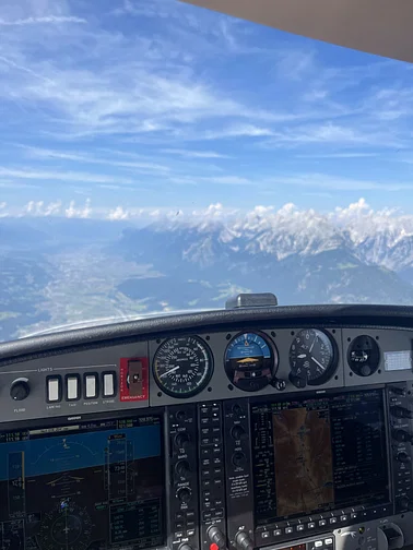 Flug von Augsburg nach Dresden