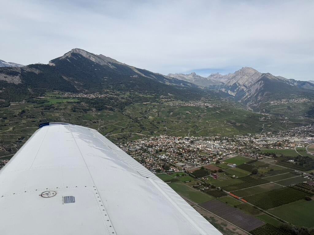 ✈️ Direkt von Triengen (Luzern) nach Sion ins Wallis 🇨🇭