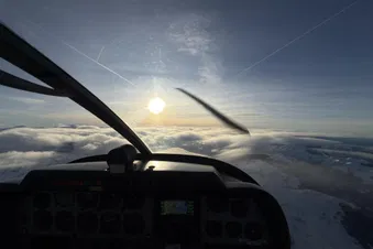 🛩️ Cap sur le Pic du Midi — Pyrénées vues du ciel