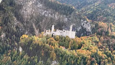 Rundflug Schloss Neuschwanstein und Ammersee (1 Sitzplatz)