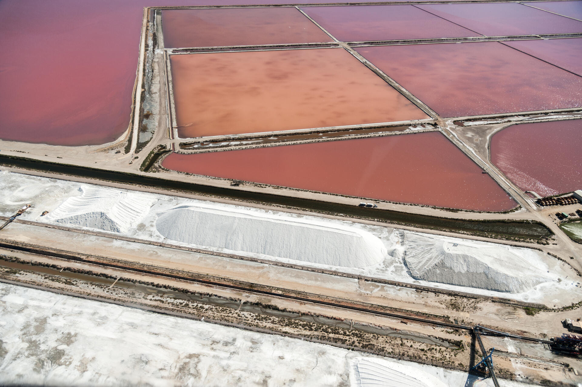 Vol Hélico - Aigues-Mortes, Salins du Midi - R44