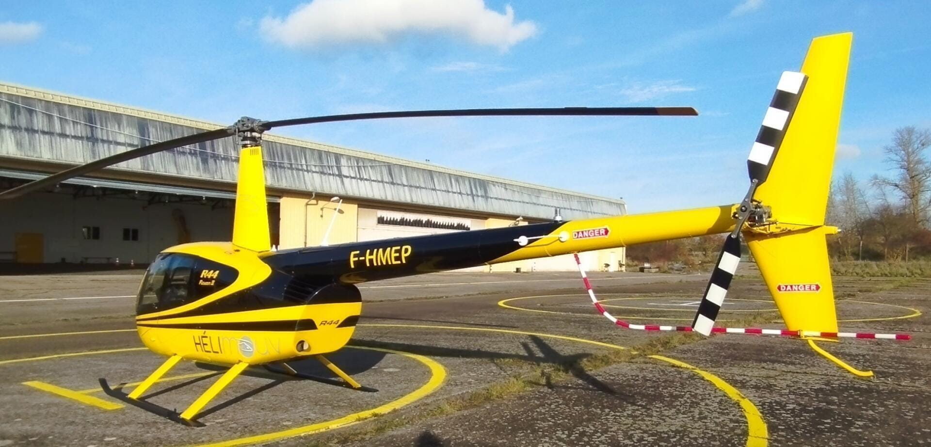Robinson R44