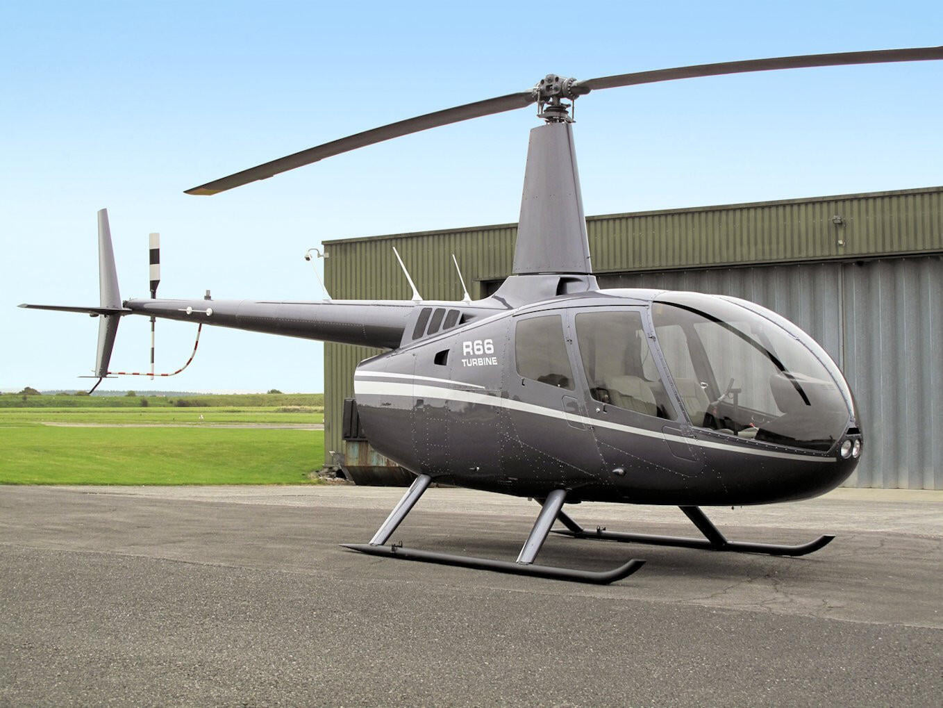Robinson R66