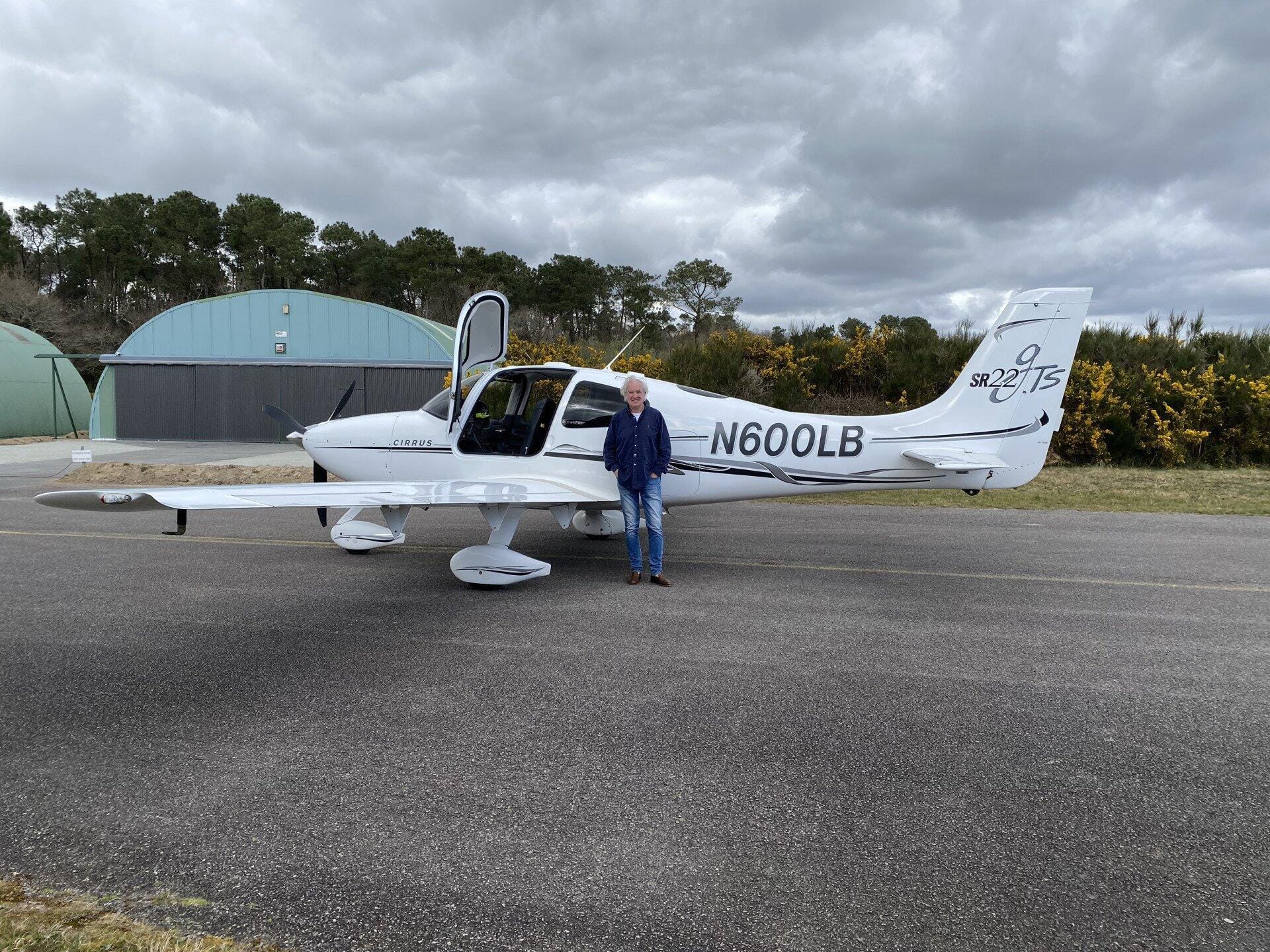 Cirrus SR22