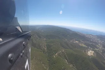 Hyères et ses alentours en Hélicoptère - 20 min