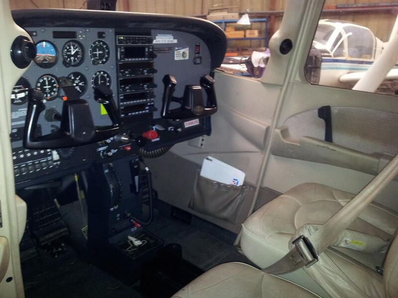 Cockpit du C172