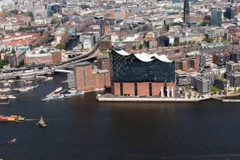 Barrierefreier Rundflug über Hamburg (Rollstuhlgerecht)