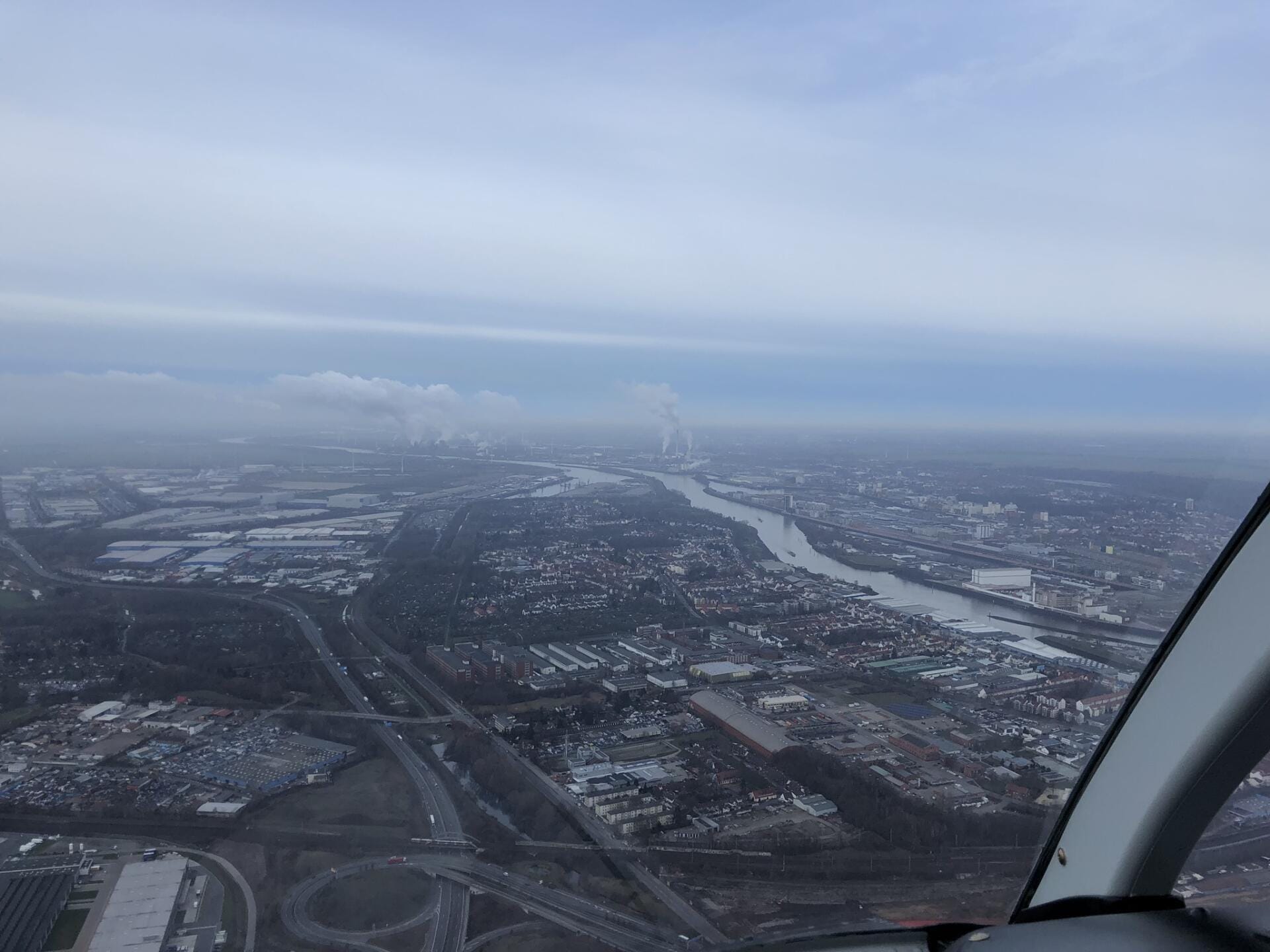 Bremen von oben inklusive Weserstadion und Bunker Valentin