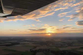 Survol des châteaux et merveilles de la Seine et Marne