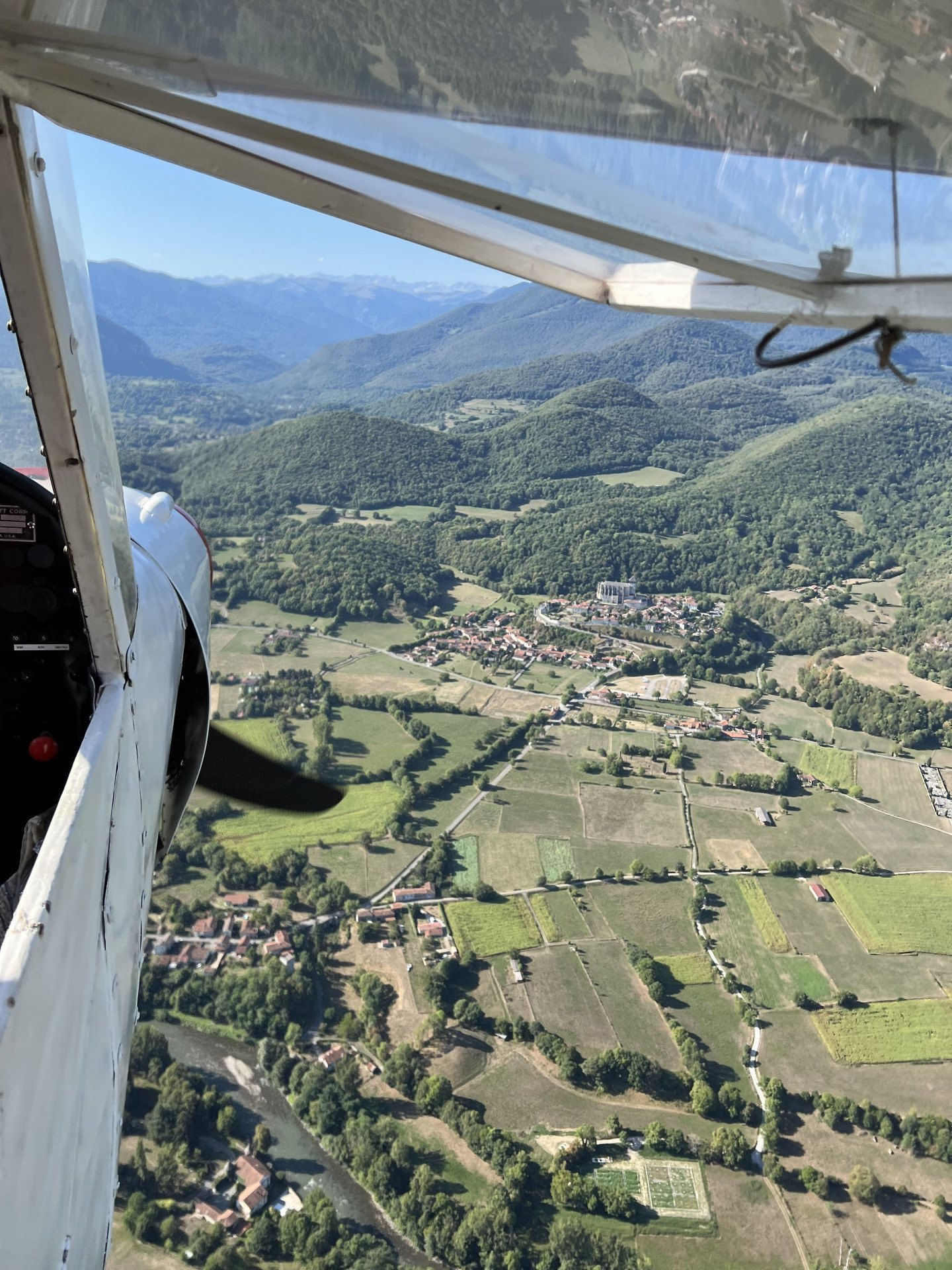 Balade aérienne - Découverte des reliefs Pyrénéens