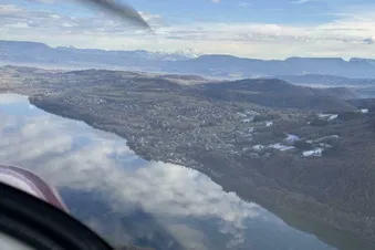 Les Lacs de la région jusqu'au Massif des Bauges