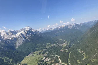 Entdecke die Zugspitze und Neuschwanstein aus der Luft