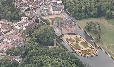 Châteaux & Cathédrale – L'Ouest Francilien vu du Ciel