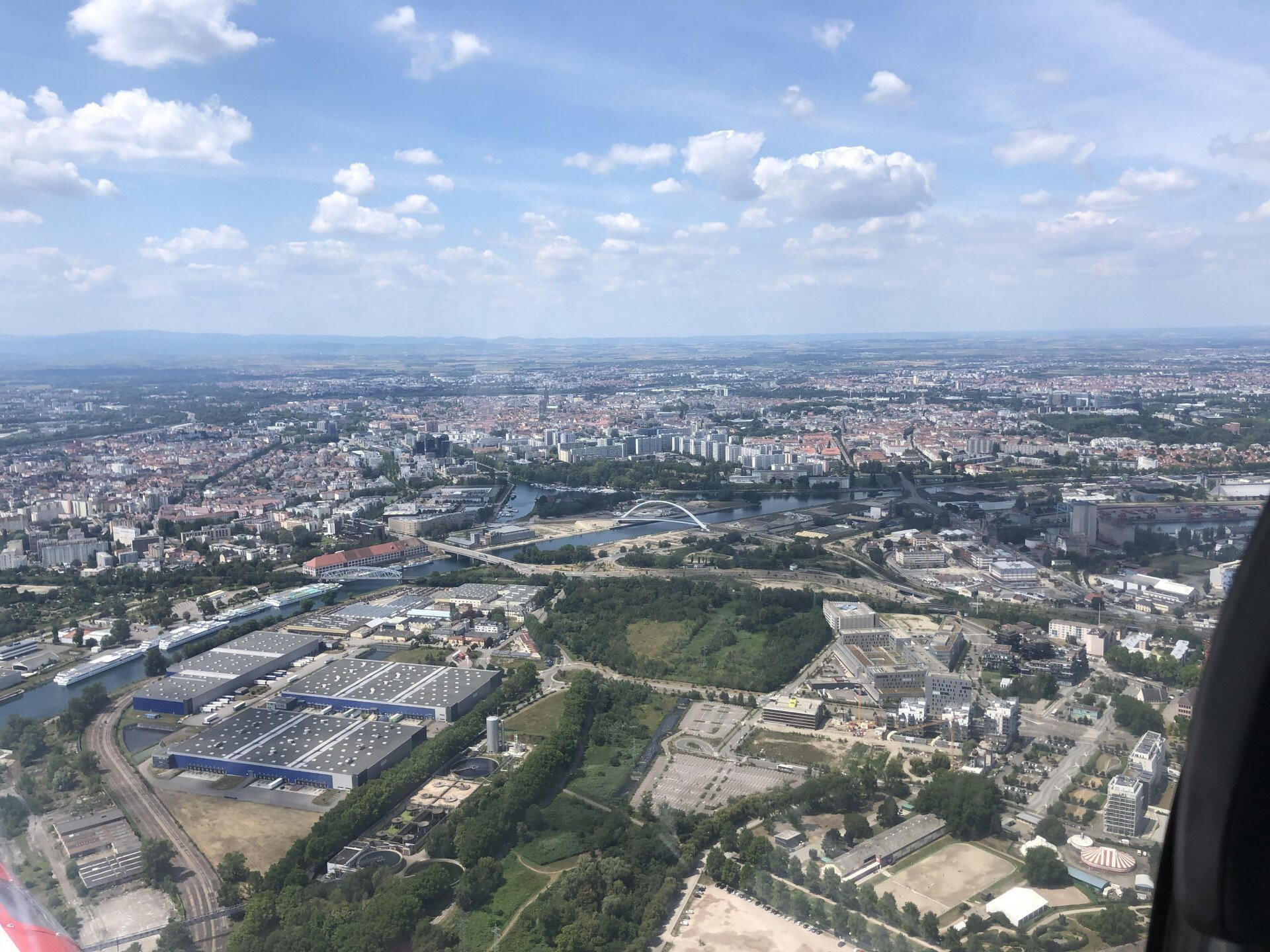 Des Vosges à la Plaine d'Alsace avec survol du Rhin