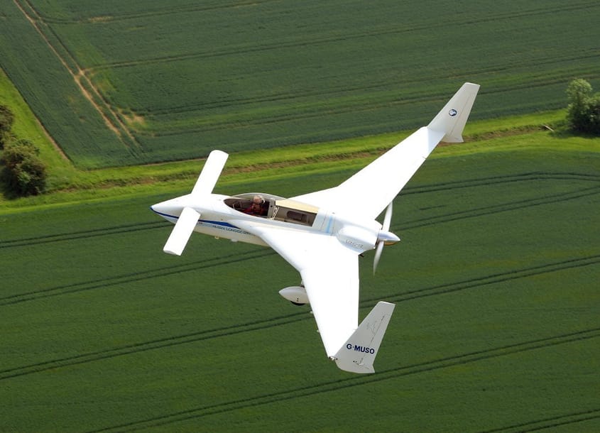 Join me on a sightseeing flight!