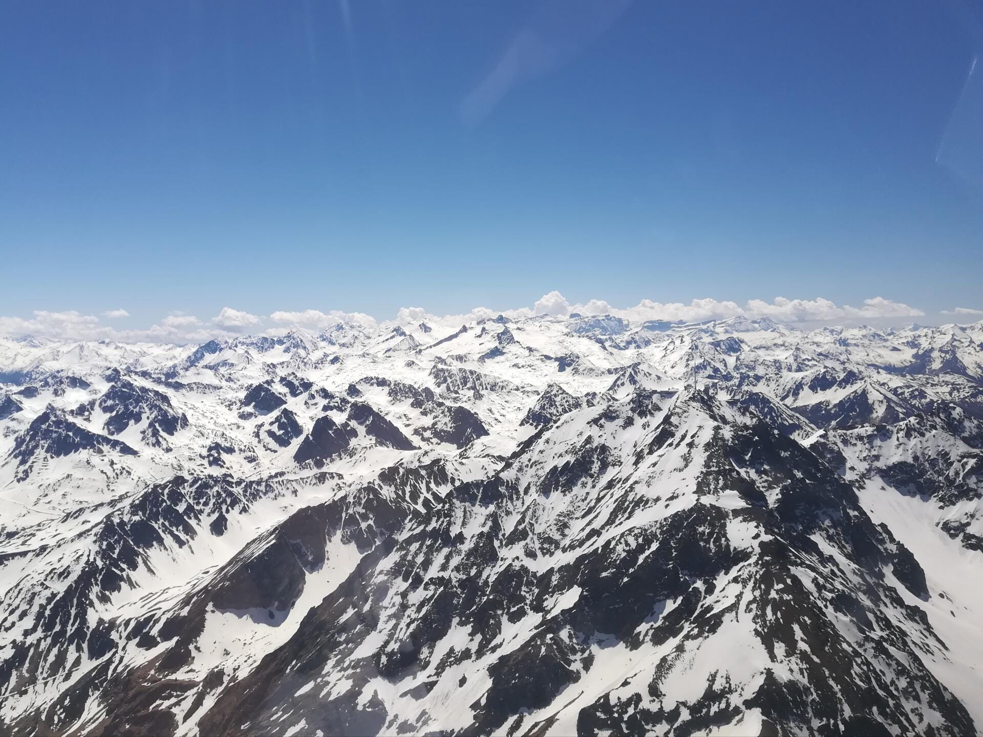 Votre baptême de l’air au-dessus des Pyrénées !