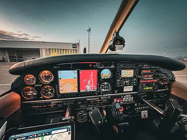 Rundflug zu den schönsten Orten und Bergen der Region