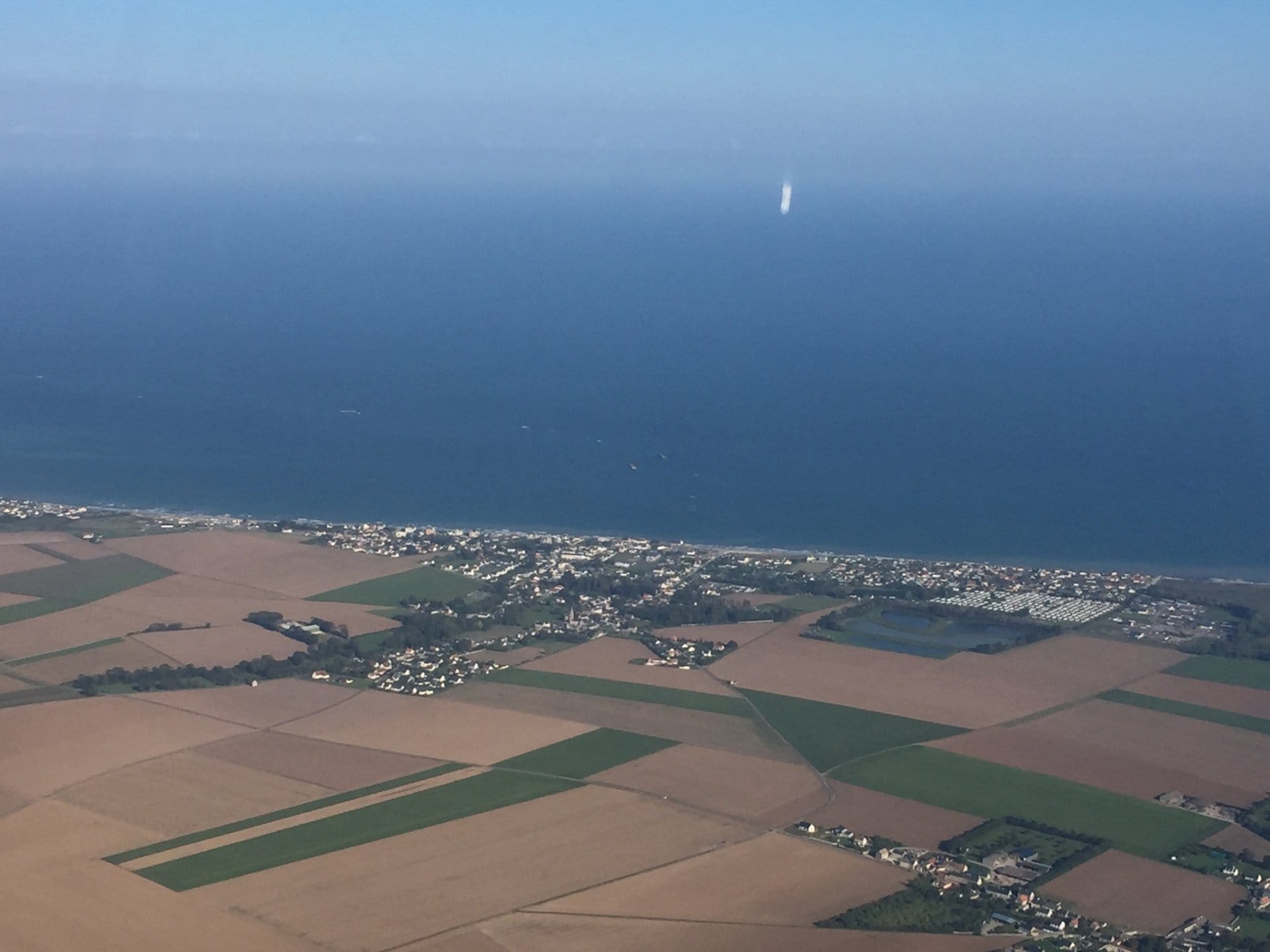 Survol des plages du débarquement • Wingly