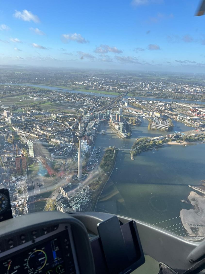 Hubschrauber Rundflug Düsseldorf
