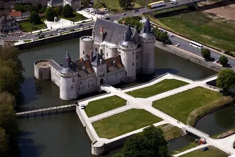 Château de Sully-sur-Loire