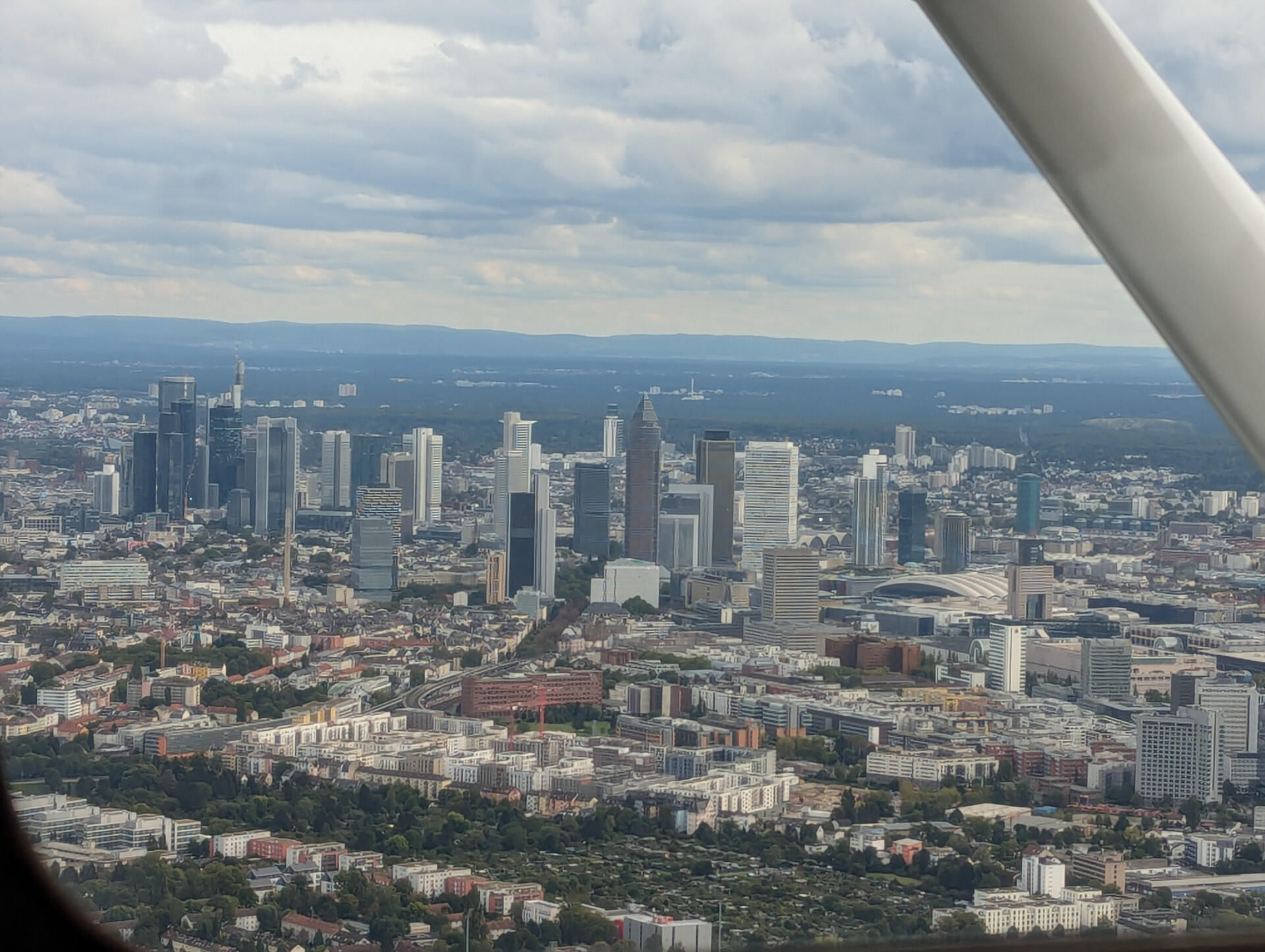 ❤️ Unvergesslicher Skyline 🏙️ Rundflug 🛩️