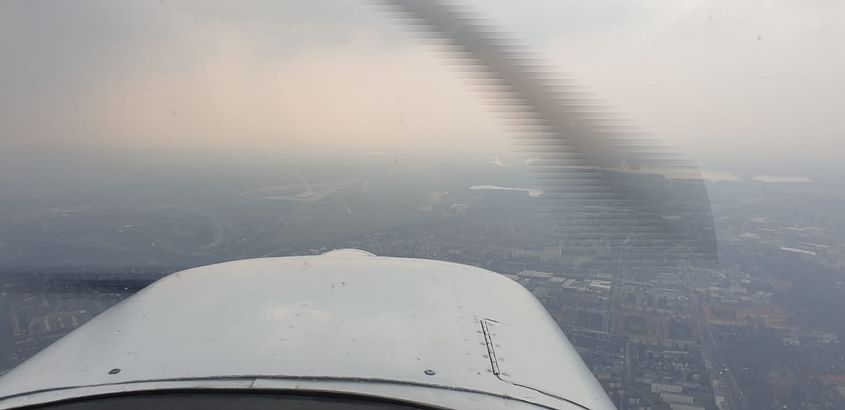 Rundflug über Berlin in einer Cessna 152 mit 1 Person