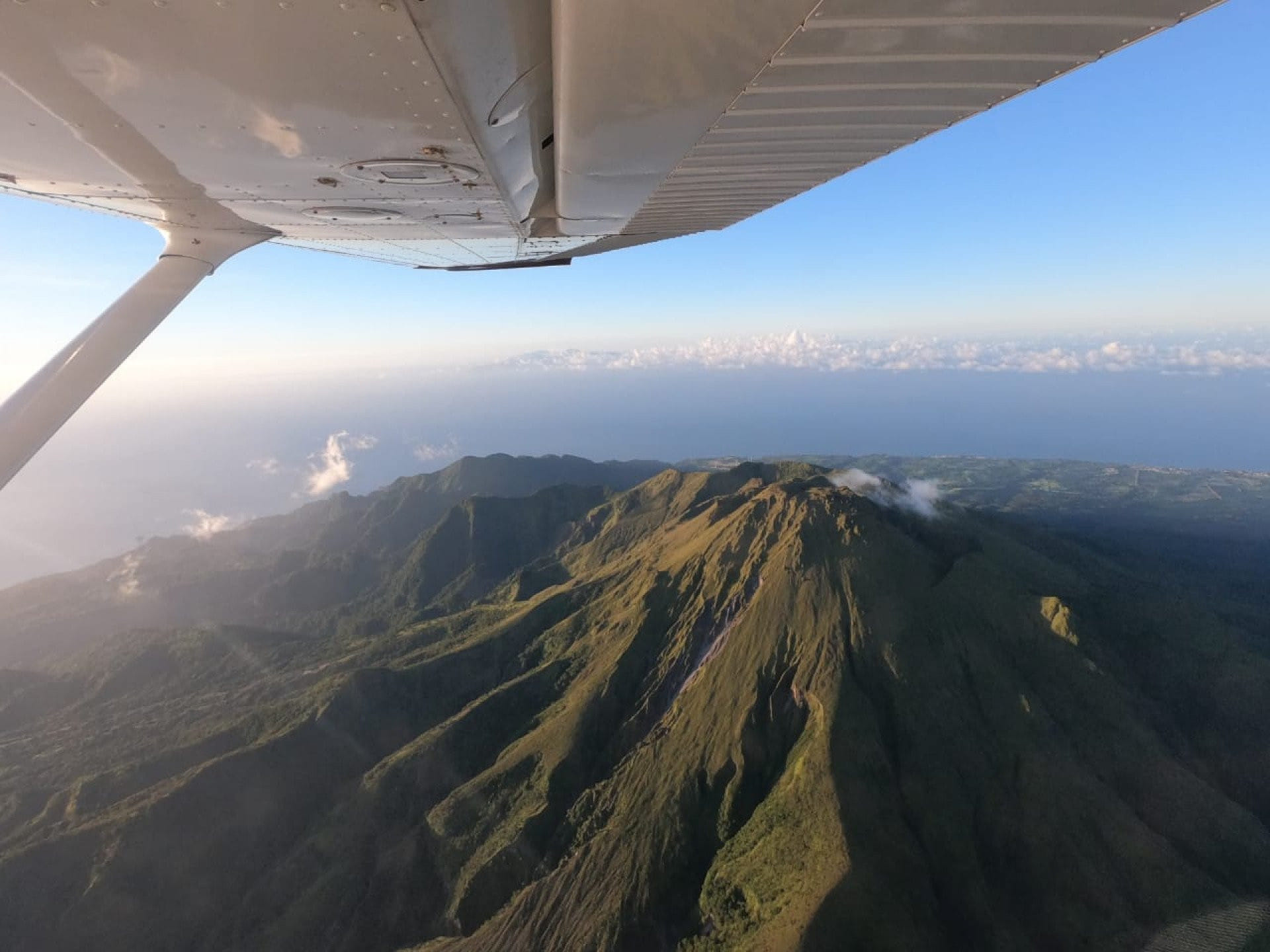 Vol au Nord et au Sud de La Martinique en avion !