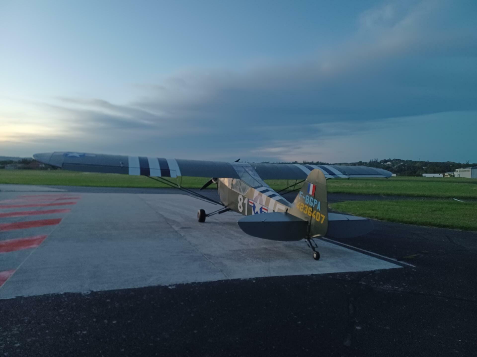 Piper L4 Grasshoppers