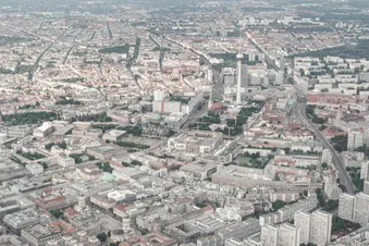 Rundflug über Berlin oder Wunschstrecke in Brandenburg