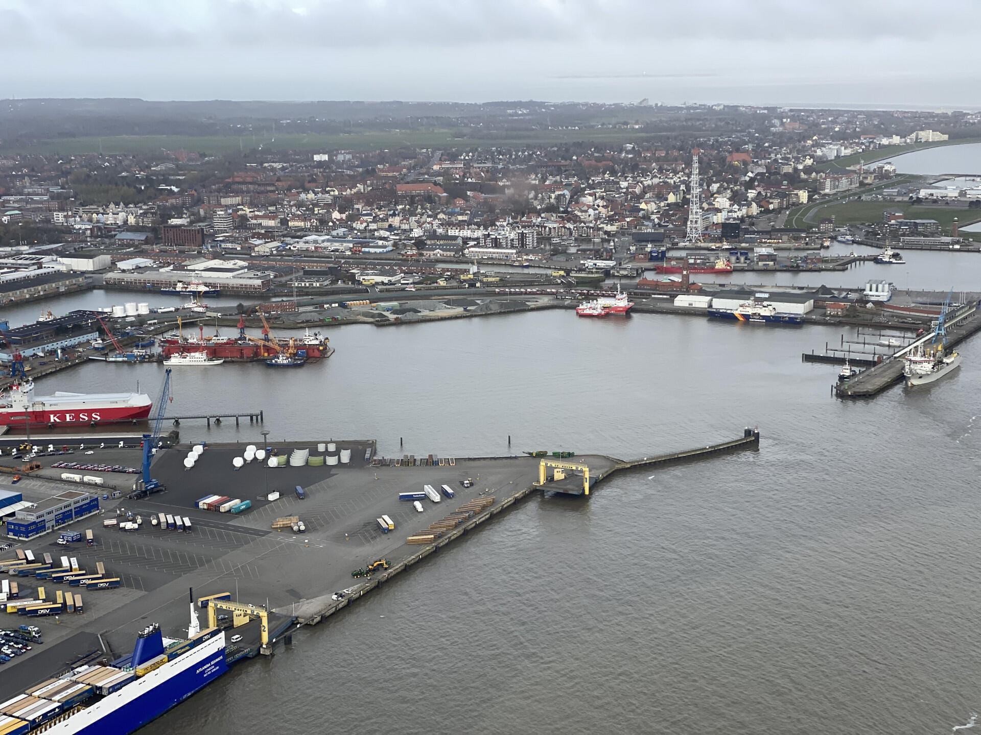Cuxhaven entlang der Elbe nach Hamburg - von Oben Endecken