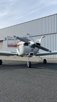 Piper Pa-38-112-TOMAHAWK
