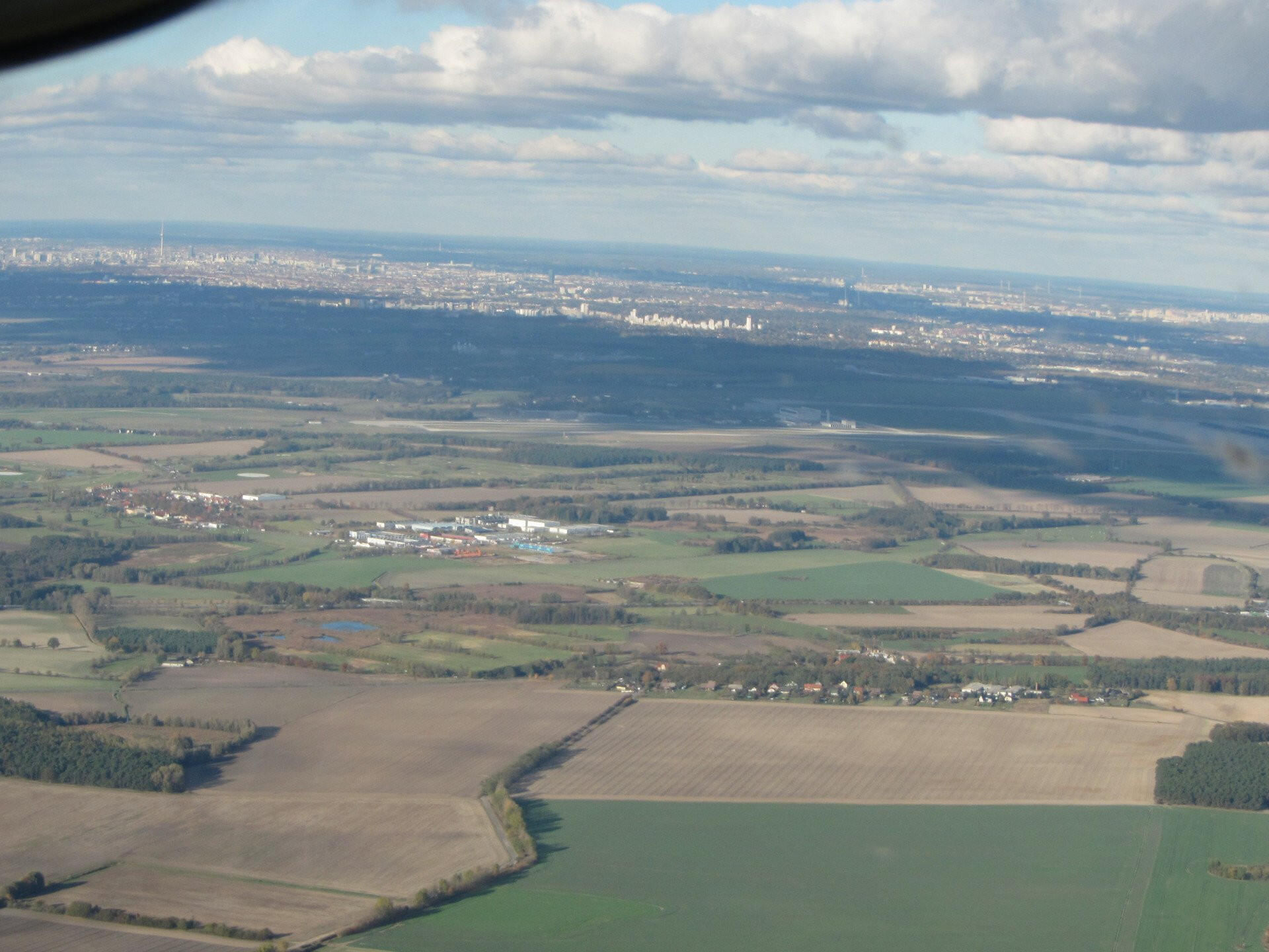 2-stündiger Rundflug über Brandenburg nach Wunsch (C172)