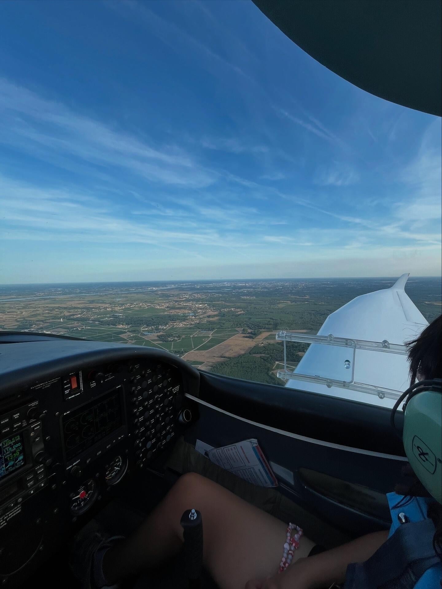 Aquila A210 (AT01)