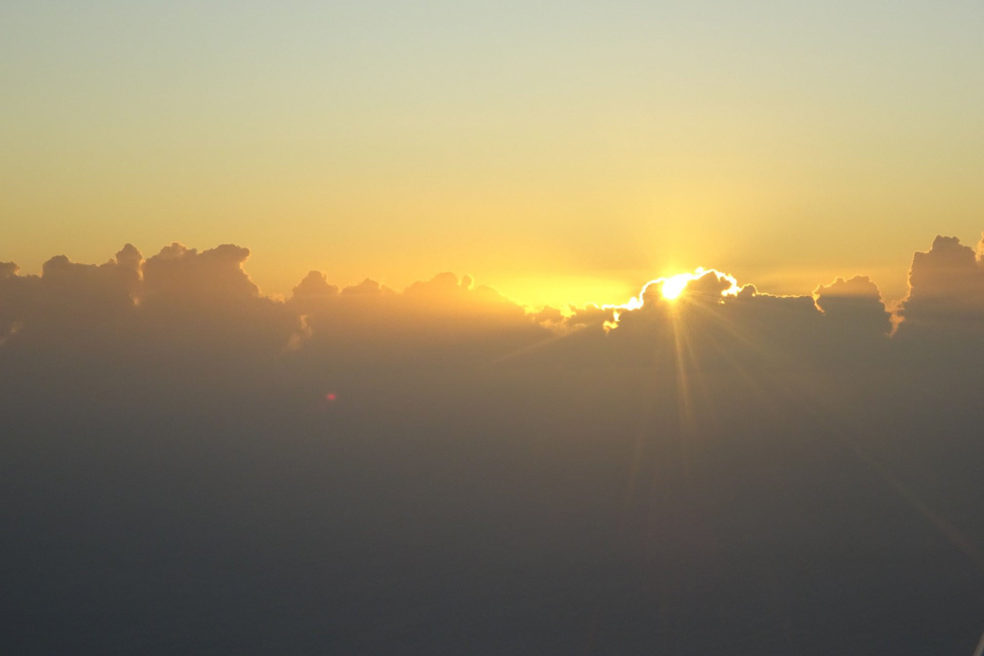 Coucher de soleil sur l'île aux fleurs...