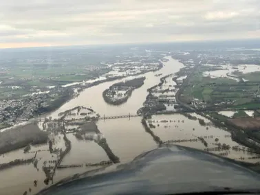 survol de la Loire jusqu'à Bouchemaine