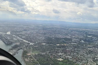 Strasbourg et ses alentours vus du ciel!