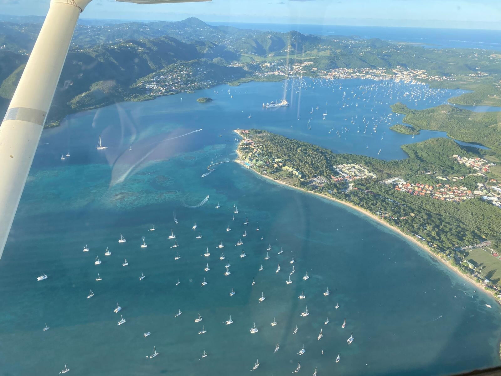 Visite aérienne du sud de la Martinique