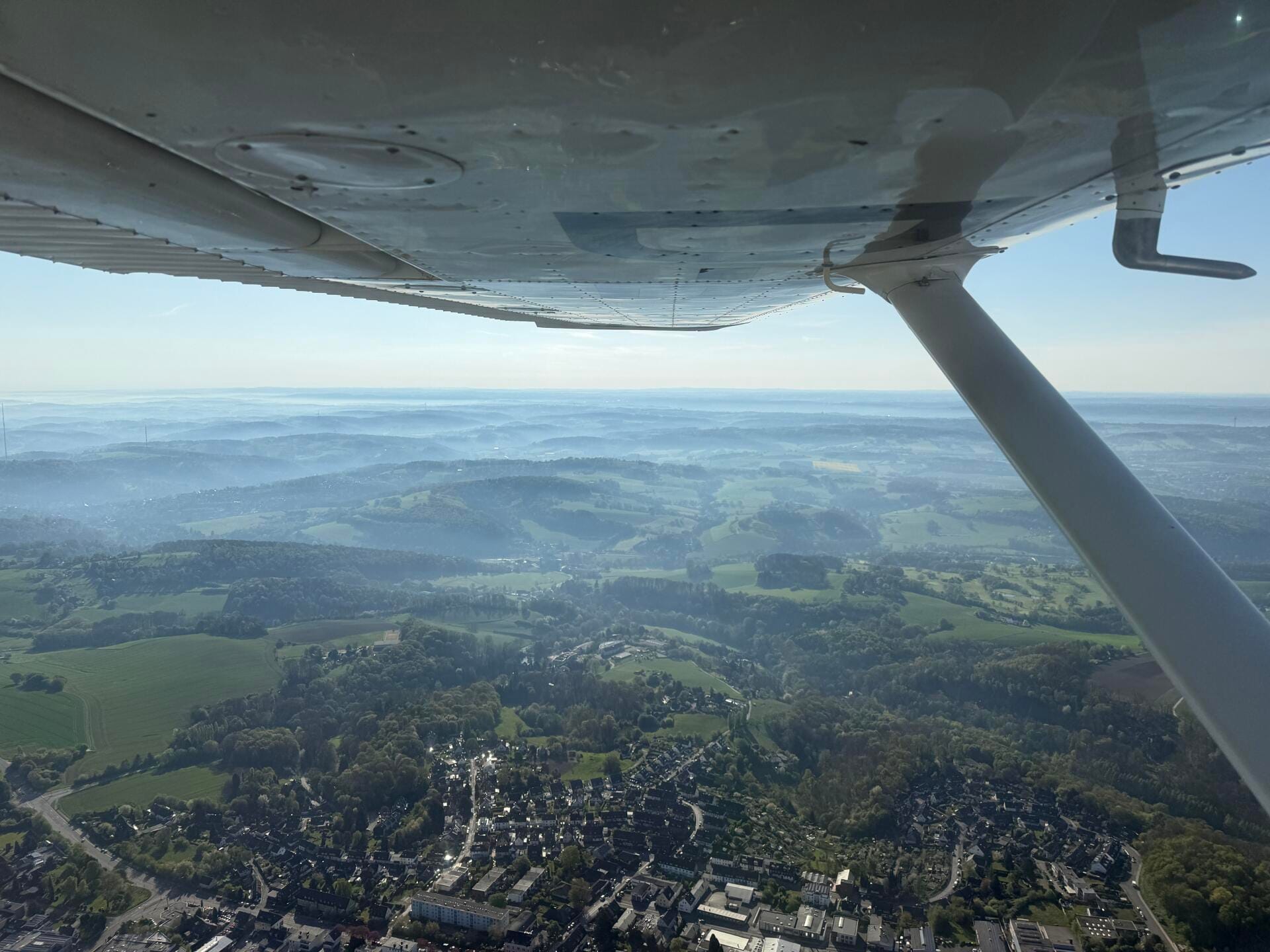 Tagebau und Steinbruch Rundflug mit Cessna 172