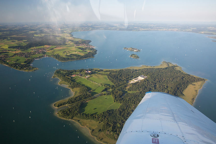 Frei bestimmbarer, zweistündiger Rundflug ab Augsburg (PA28)