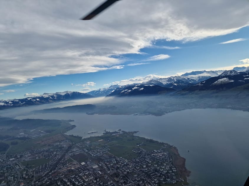 Fliegen zwischen Alpen und Mittelland– Rundflug ab Mollis
