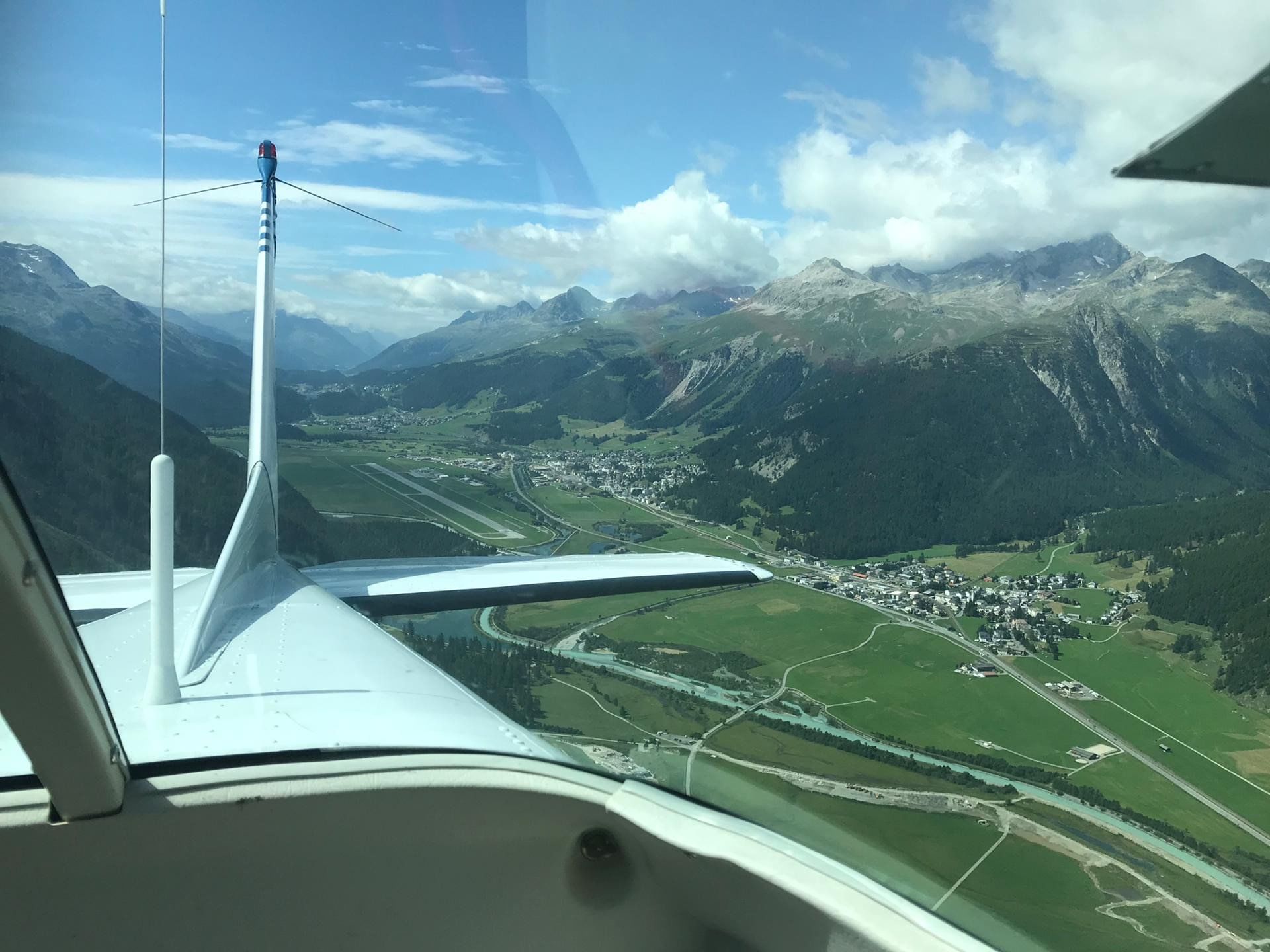 Flug von Zürich Kloten nach Samedan