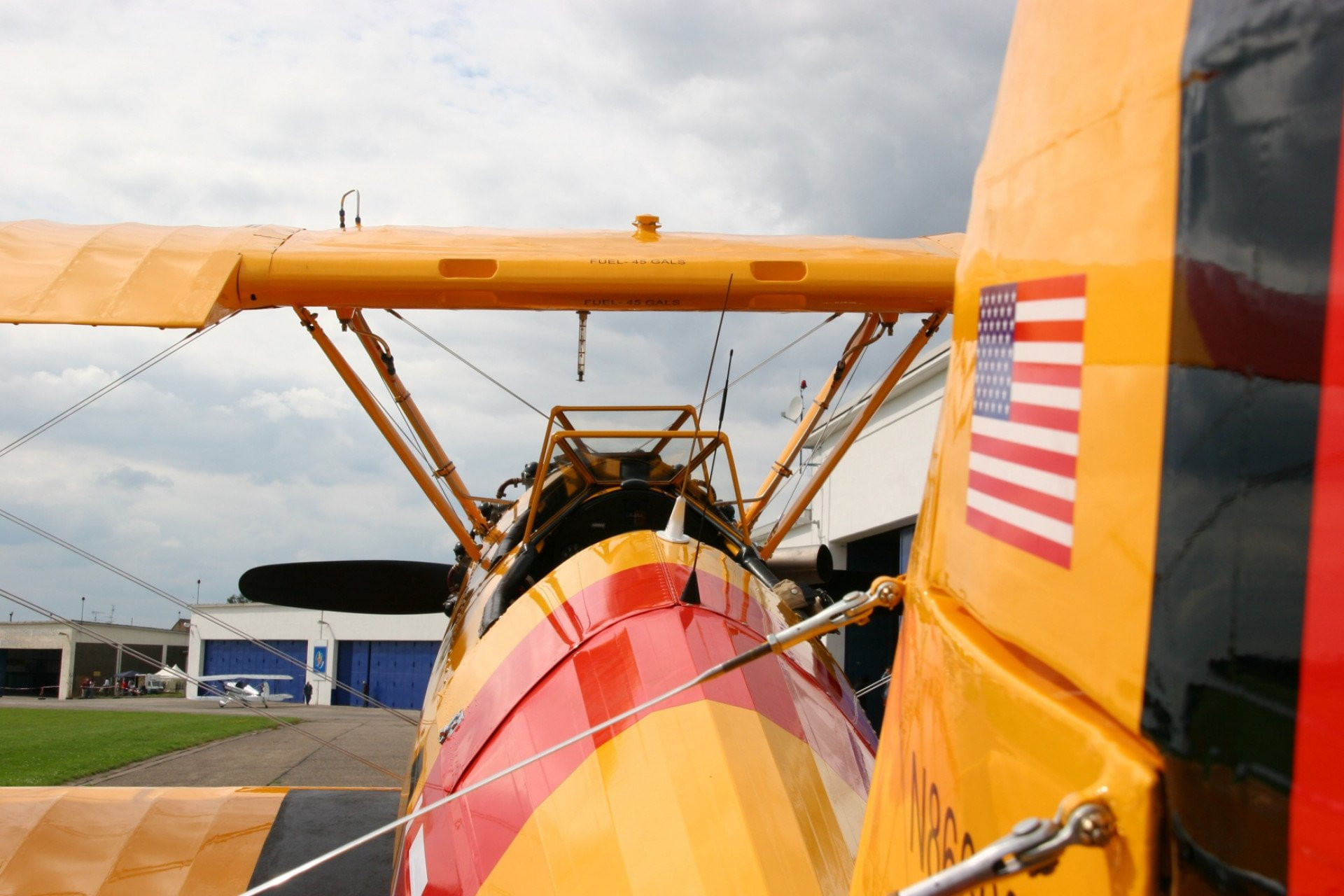 Großer Doppeldecker Rundflug in einer 450HP Boeing Stearman (1h)