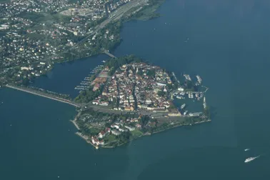 Großer Bodensee-Rundflug (mit Lindau, Meersburg und Mainau)